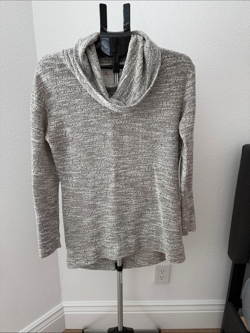 Merona Gray Marled Cowl-Neck Sweater